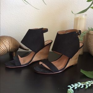 Halogen Clarette Wedge Sandal, Black, Size 6.5